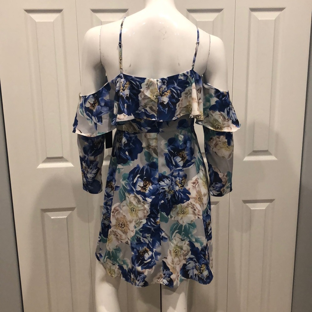 NWOT Cynthia Steffe floral cold shoulder dress - Picture 7 of 8